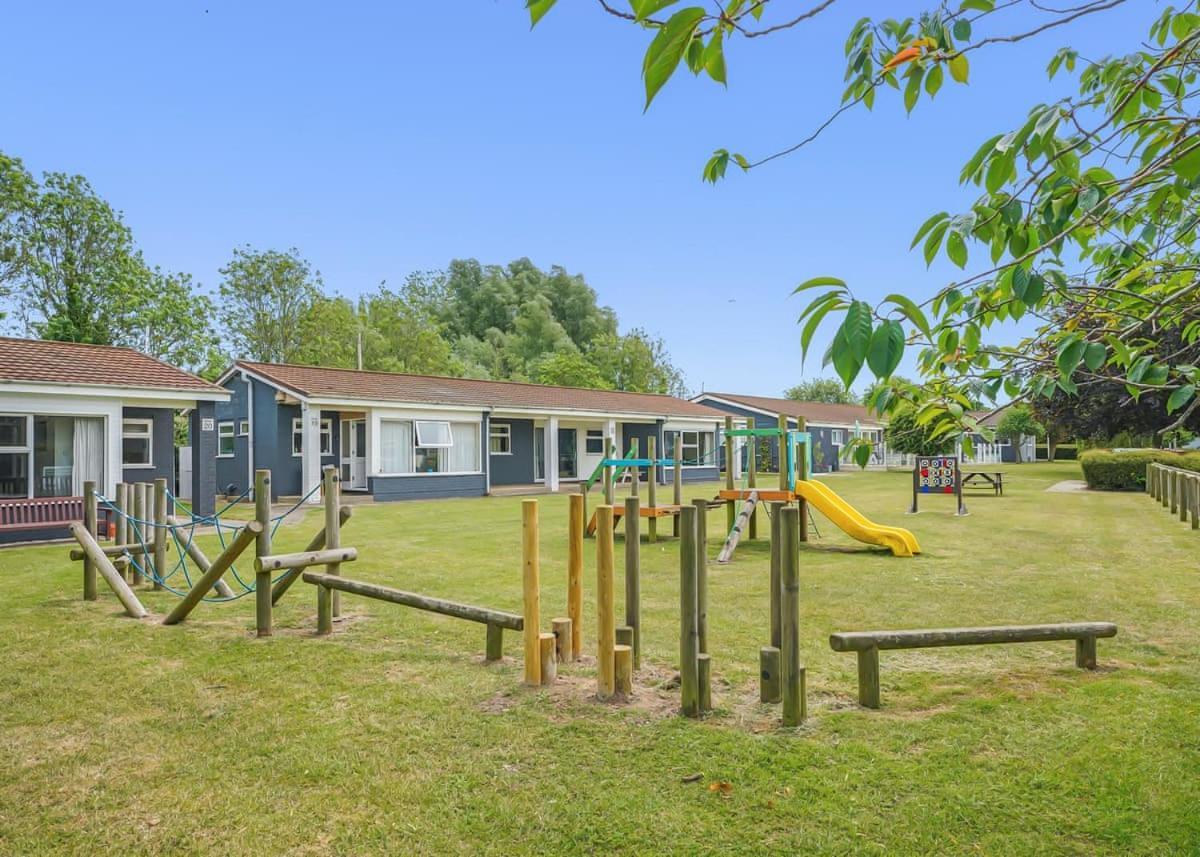Broadlands Park And Marina Hotel Pakefield Екстериор снимка